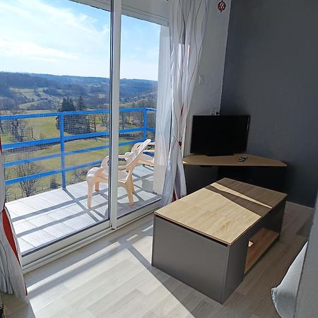 Bellevue Appartement La Tour-dʼAuvergne Buitenkant foto