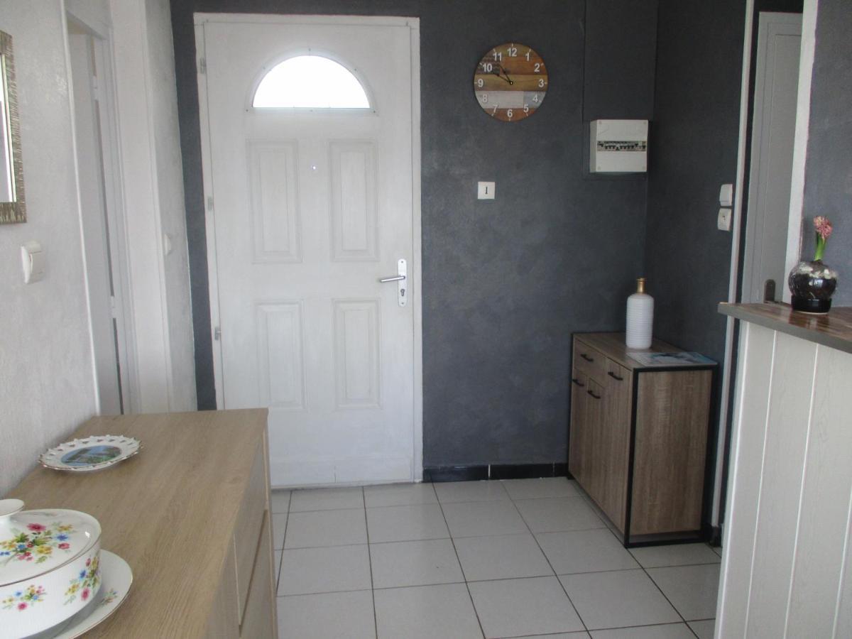 Bellevue Appartement La Tour-dʼAuvergne Buitenkant foto