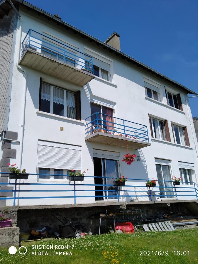 Bellevue Appartement La Tour-dʼAuvergne Buitenkant foto