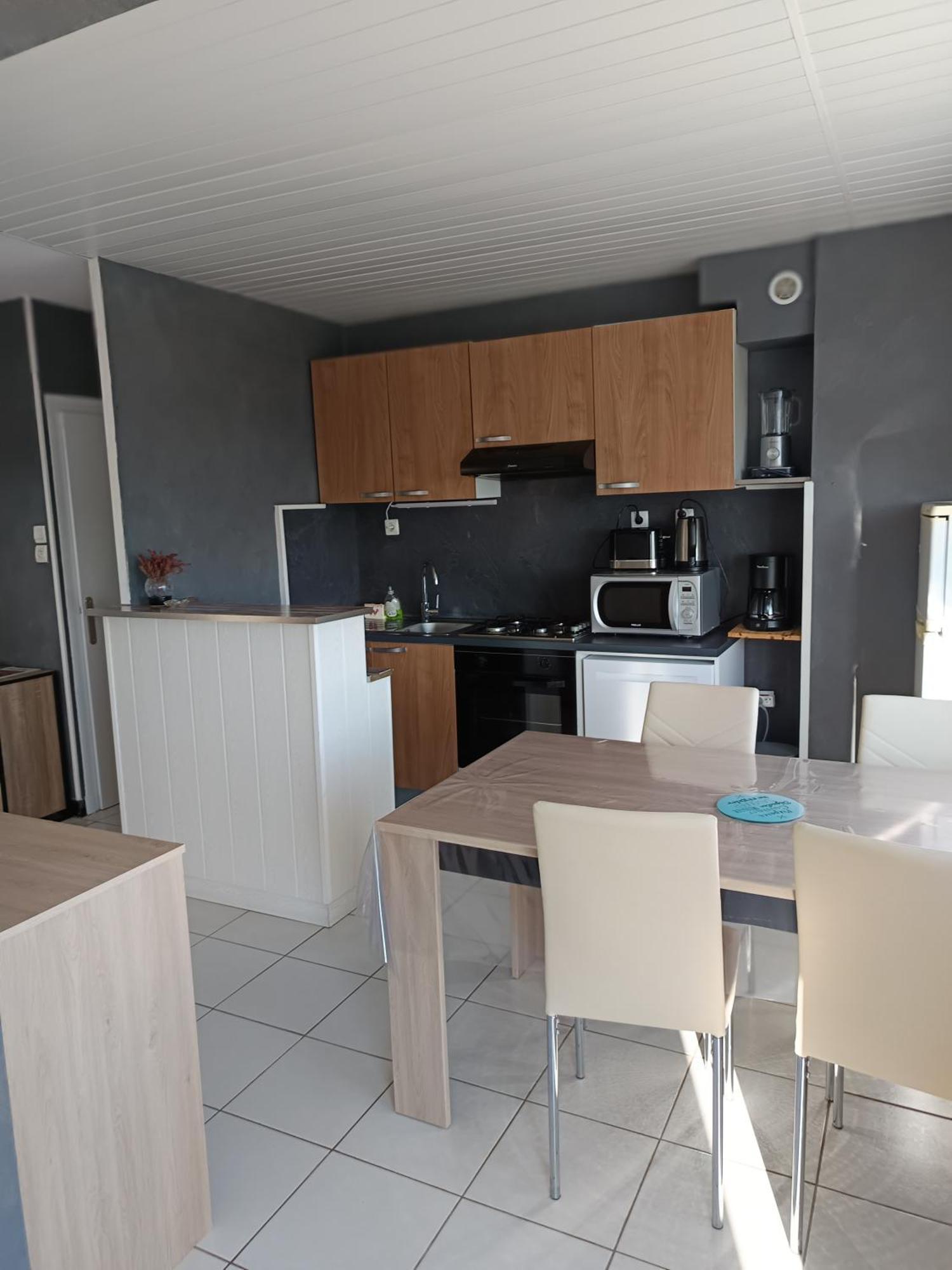 Bellevue Appartement La Tour-dʼAuvergne Buitenkant foto